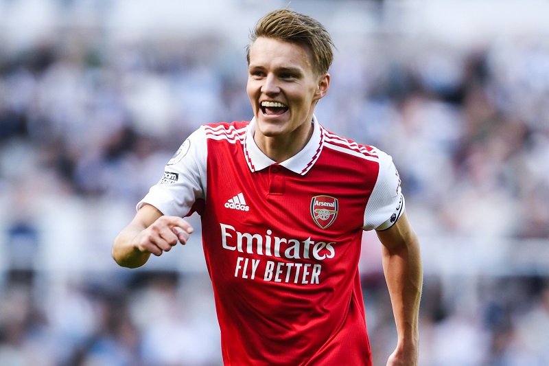 Odegaard chưa bình phục, HLV Pep Guardiola tiếc thay cho Arsenal