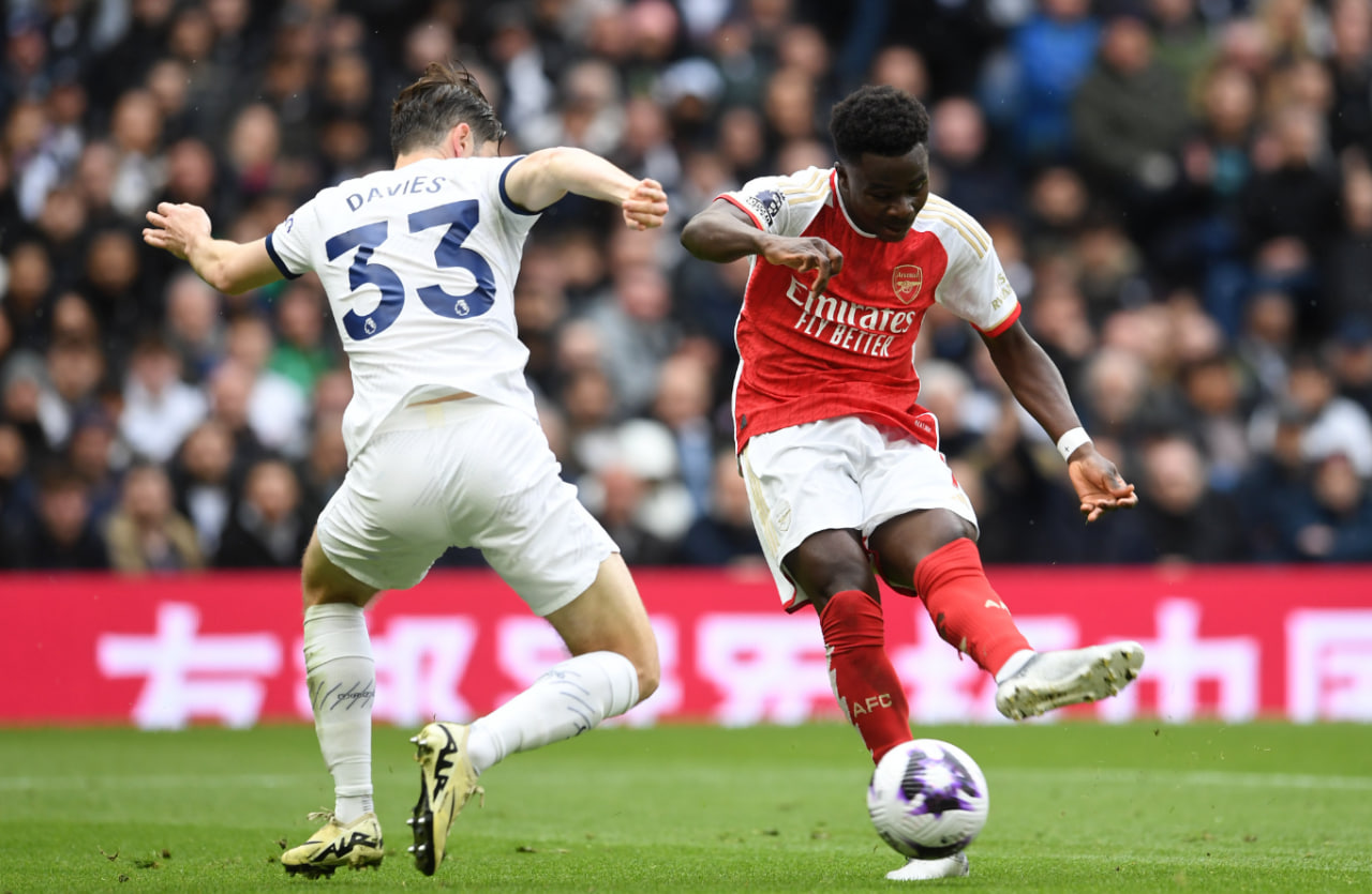 tottenham-vs-arsenal-2000-28-04-170886.jpg