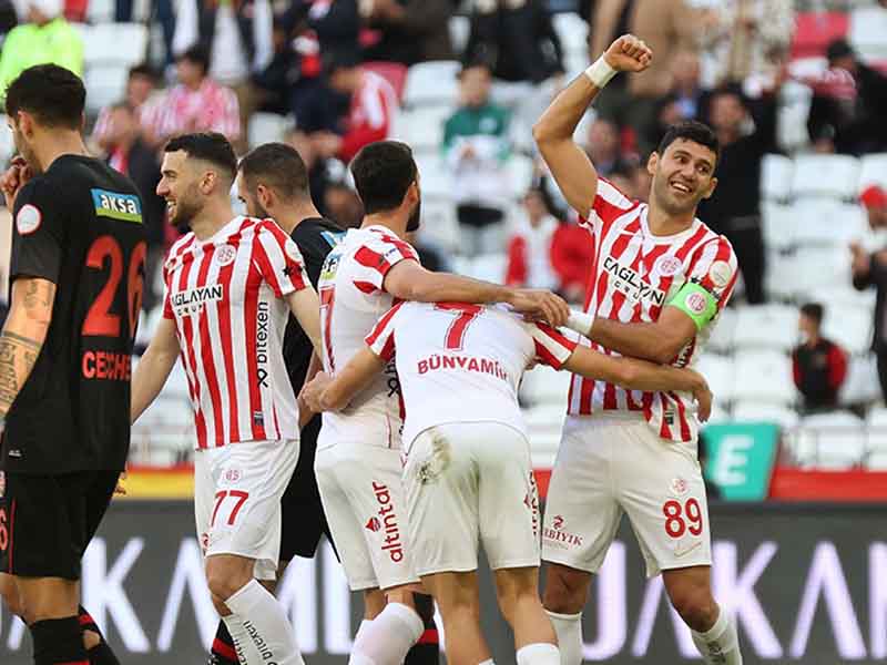 Nhận định soi kèo Karagumruk vs Antalyaspor lúc 0h00 ngày 30/4/2024