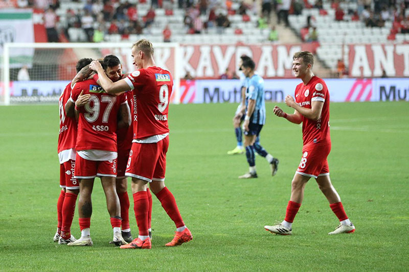 Nhận định soi kèo Antalyaspor vs Adana Demirspor lúc 00h00 ngày 17/09/2024